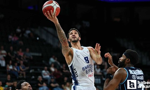 Play-off turunda Türk Telekom, Anadolu Efes'e 86-75 yenildi
