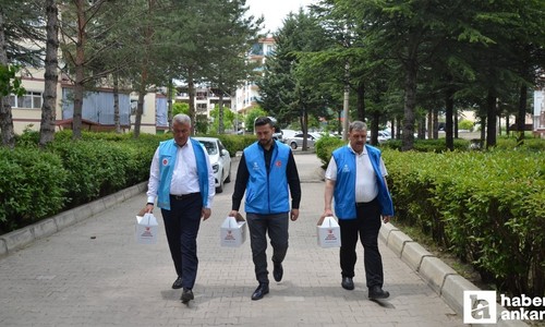 TDV Kahramankazan'da ihtiyaç sahiplerine kurban eti dağıttı