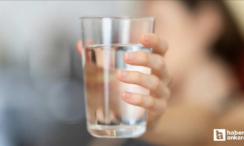 Doktorlardan sıcak hava uyarısı: En az 2-2,5 LT su içilmeli!