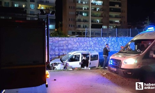 Çorum'da 3 metrelik duvardan yan yola düşen araçta 2 kişi yaralandı