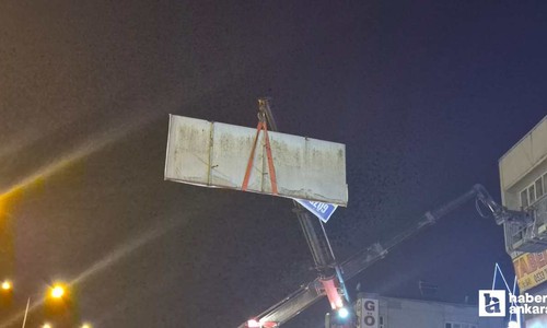 Altındağ'da görüntü kirliliğine neden olan tabelalar kaldırıldı