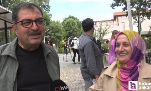 Ankara'da bir anne baba çocuğuna destek olmak için sınava girdi