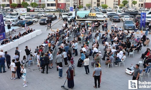Sincan'da Başkan Ercan, Saraycık Mahallesi'nde vatandaşların sorularını yanıtladı