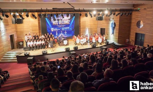 Etimesgut Belediyesi, geleceğin umudu çocukları sahnede buluşturdu