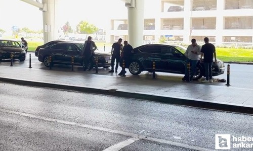 Başkan Güner'in gözaltına alınacağı havalimanına 2 makam aracı geldi
