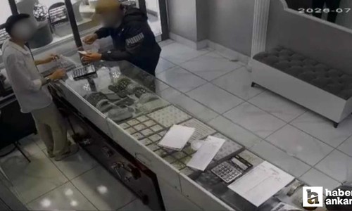 Etimesgut'ta internetten araştırarak silahla kuyumcuyu soyan zanlının görüntüleri ortaya çıktı