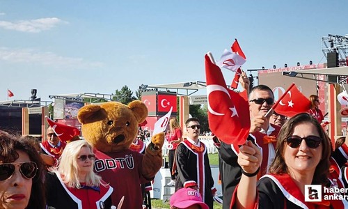 ODTÜ'de düzenlenen mezuniyet töreni renkli görüntülere sahne oldu