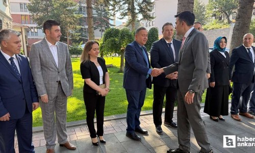 Kızılcahamam Kaymakamlığı'na atanan Faruk Erdem görevine başladı