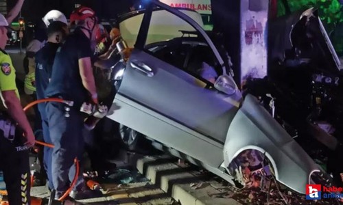 Ankara Sincan'da otomobilin direğe çarpması sonucu 1 kişi hayatını kaybetti!