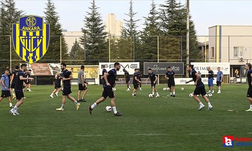 MKE Ankaragücü, EMS Yapı Sivasspor deplasmanında ilk galibiyeti arıyor!