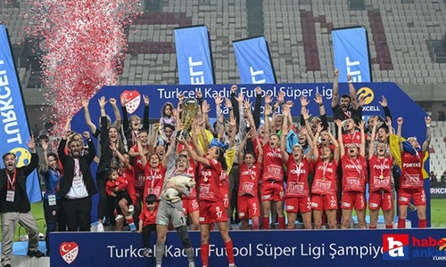 Turkcell Kadınlar Futbol Süper Lig'inin şampiyonu ABB FOMGET!