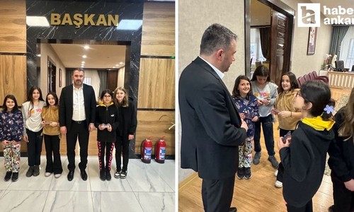 Pursaklar Belediye Başkanı Çetin'e çocuklardan sürpriz ziyaret