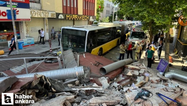 İstanbul Küçükçekmece'de bina çöktü! Enkaz altında kalanlar var