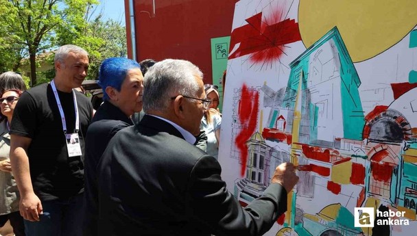 Kayseri'de Sinan Zamanı projesiyle köy okulunun duvarları süslendi