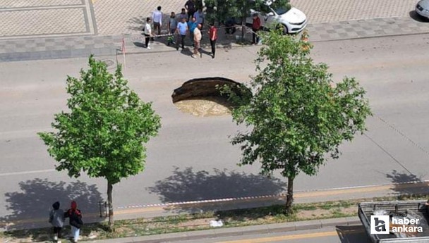 Ankara İvedik Organize Sanayi Bölgesinde yol çöktü!
