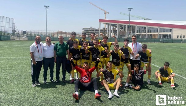 Kahramankazangücü U18 B Ligi’nde şampiyon oldu!