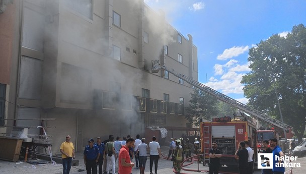 Ankara'da bir mobilya atölyesinde yangın çıktı