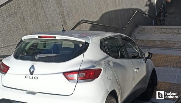 Ankara Kızılay Metro istasyonuna otomobil düştü!