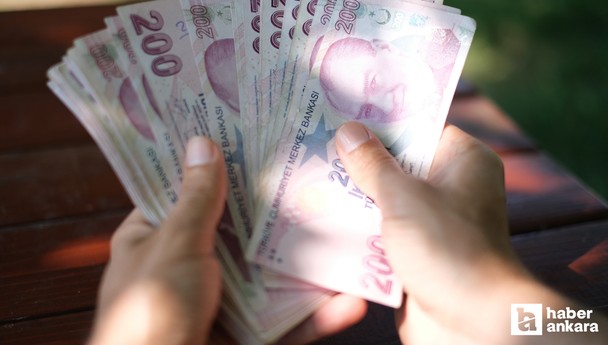 En düşük emekli maaşı resmen 12 bin 500 TL oldu