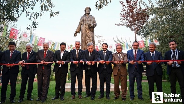 Ankara Keçiören'de Alişir Nevai heykelinin açılışı yapıldı