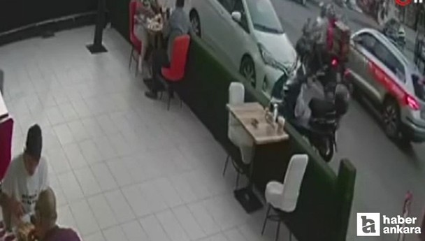 Ankara'da motosiklet kazası kamerada: İki kişi otomobilin üstünden uçtu!