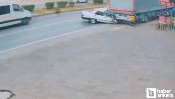 Ankara Akyurt’ta seyir halindeki araç tıra arkadan çarptı