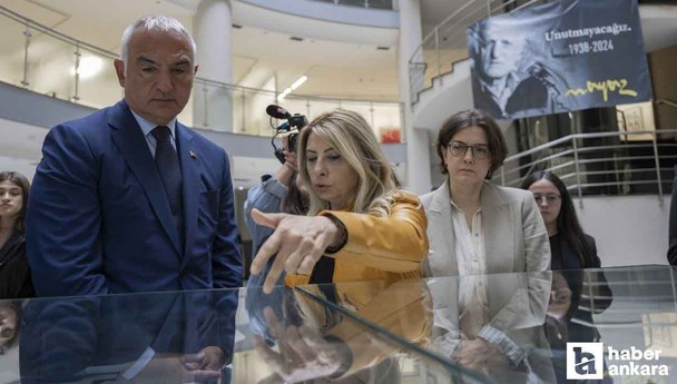 Kültür Bakanı Mehmet Nuri Ersoy Ankara'da sergi ziyareti yaptı!