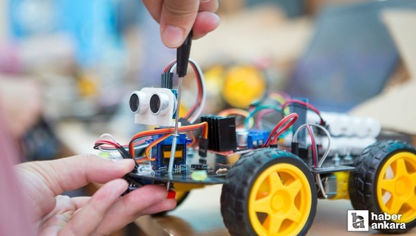 Keçiören Belediyesi ödüllü robot yarışması düzenliyor