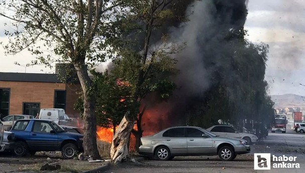 Ankara Etimesgut'ta otopark yangını: 5 araç kül oldu!