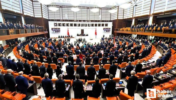 Ocak ayı beklenmedi! 2025 en düşük emekli maaşı için 4.502 TL zam teklifi TBMM'ye sunuldu
