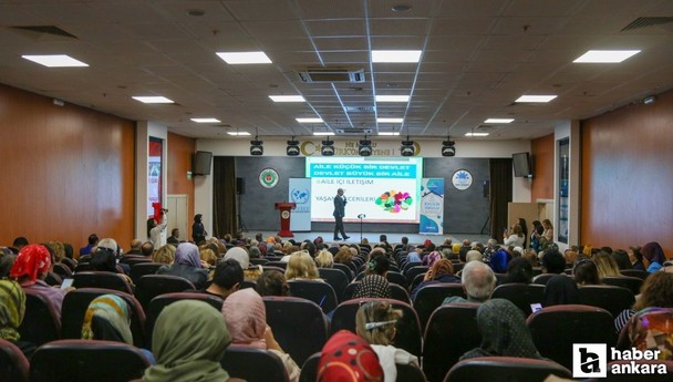 Etimesgut Belediyesi aile içi ilişkiler için seminer düzenledi