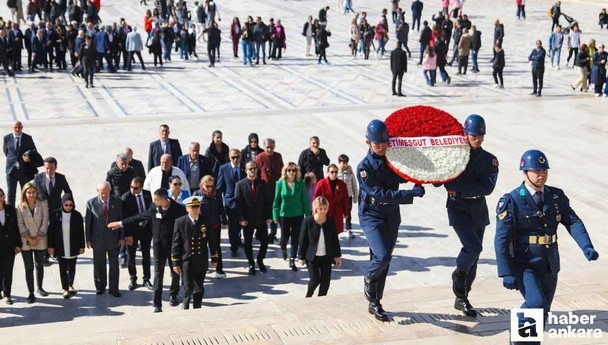 Etimesgut Belediyesi'nden Muhtarlar Günü'nde Anıtkabir'e ziyaret!