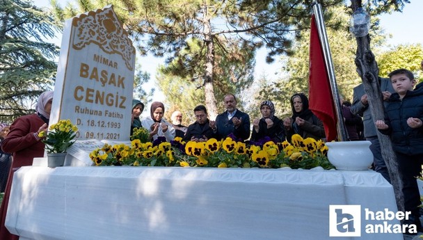 Ankara’ya defnedilmişti: Avukatı, Başak Cengiz’in kabrini ziyaret etti
