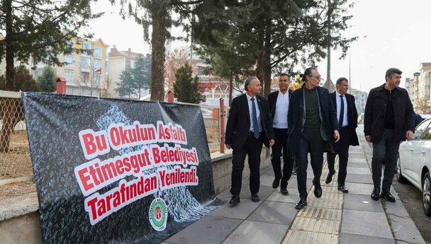 Etimesgut Belediyesi: Çocuklarımızın konforu için okul yollarını yeniliyoruz