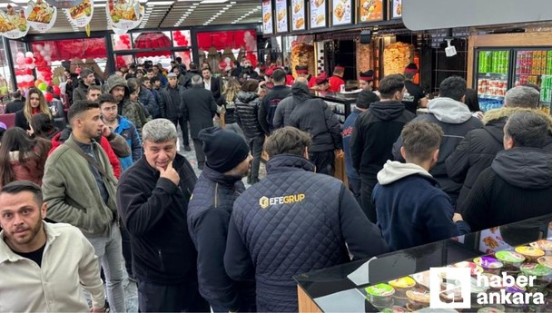 Yenimahalle’de bir işletme açılışa özel döner ayranı 1 TL’den sattı