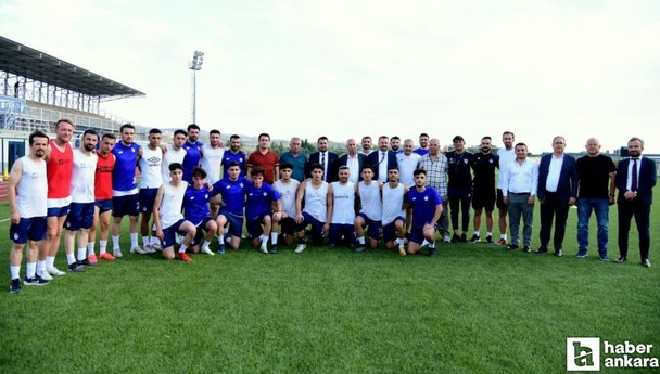 Kahramankazan Belediyesinden futbol takımları için destek paylaşımı