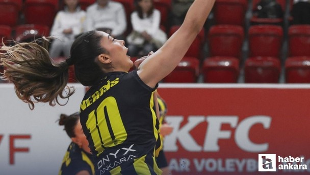 MKE Ankaragücü ONYX Voleybol sahasında Bolu Belediye Spor'a kaybetti