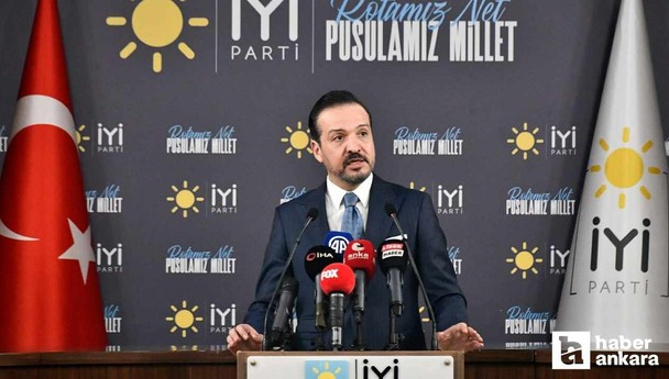 Kürşad Zorlu, AK Parti'ye katıldı