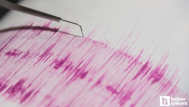 Ege Denizi'nde 4,4 şiddetinde yeni deprem!