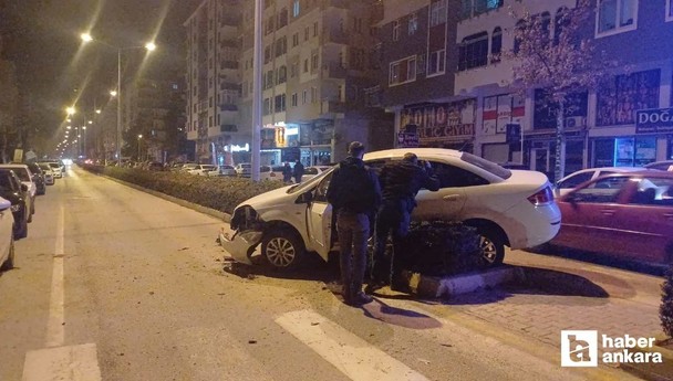 Çorum'da alkollü sürücü orta refüje çıkıp yaralandı