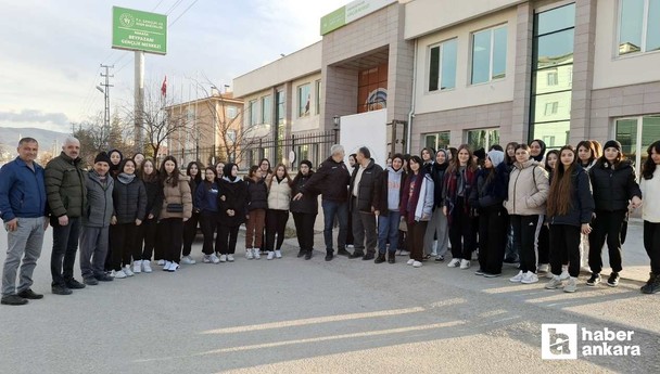 Beypazarı Gençlik Merkezi Müdürlüğü 40 genci Çanakkale'ye uğurladı