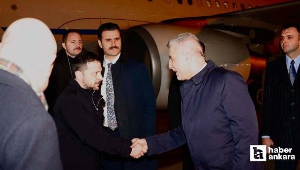 Ankara'ya gelen Zelenskiy Cumhurbaşkanı Erdoğan ile görüşecek