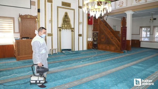 Çubuk'ta Ramazan temizliği: Camiler dezenfekte edildi
