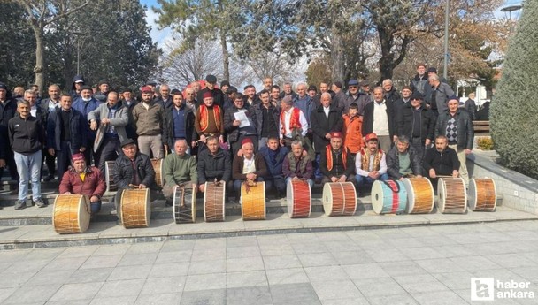 Ramazanın gelişini davulcular, Çorum'da halay çekerek kutladılar