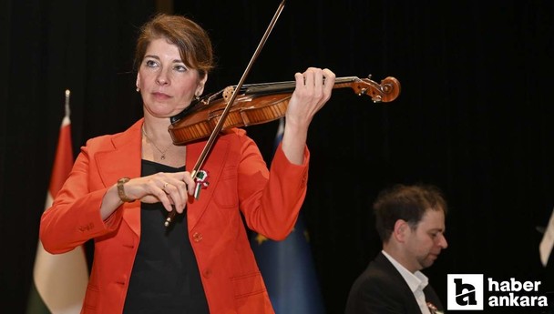 Ödüllü Macar sanatçılar Ankara'da konser verdi