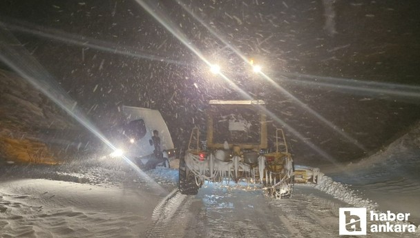 Ulaşıma Sivas'ta kar engeli