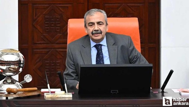 Sırrı Süreyya Önder kalp krizi geçirdi