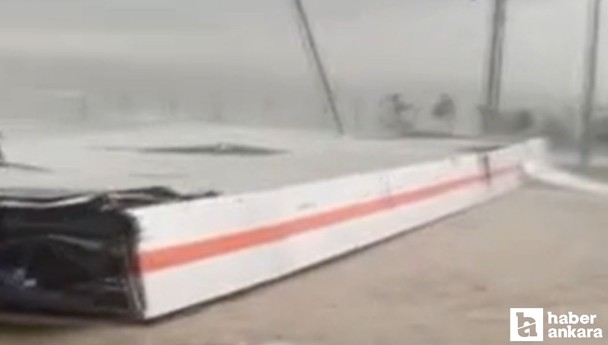 Haymana'da etkili olan fırtına benzinliğin çatısını uçurdu