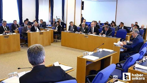 AK Parti'nin vermiş olduğu kanun teklifinde değişikliğe gidildi