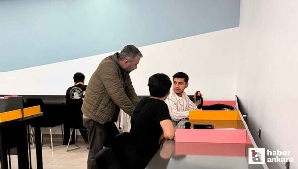 Pursaklar Belediye Başkanı Çetin, Millet Kıraathanelerini ziyaret etti